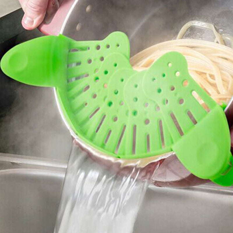 Clip-On Pot Strainer – One-Hand Pasta Drain — product photo 4